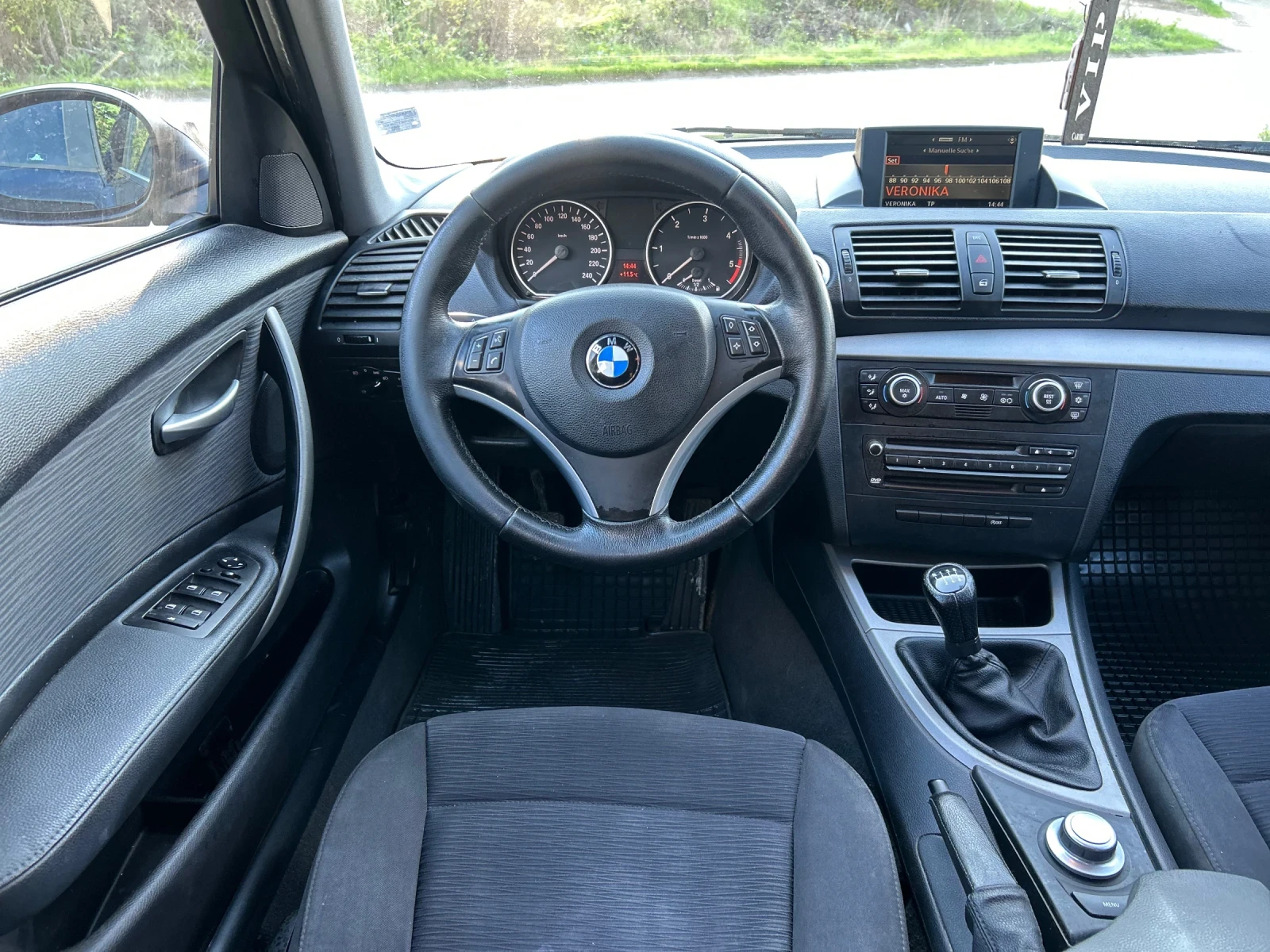 BMW 120 2.0 - изображение 7