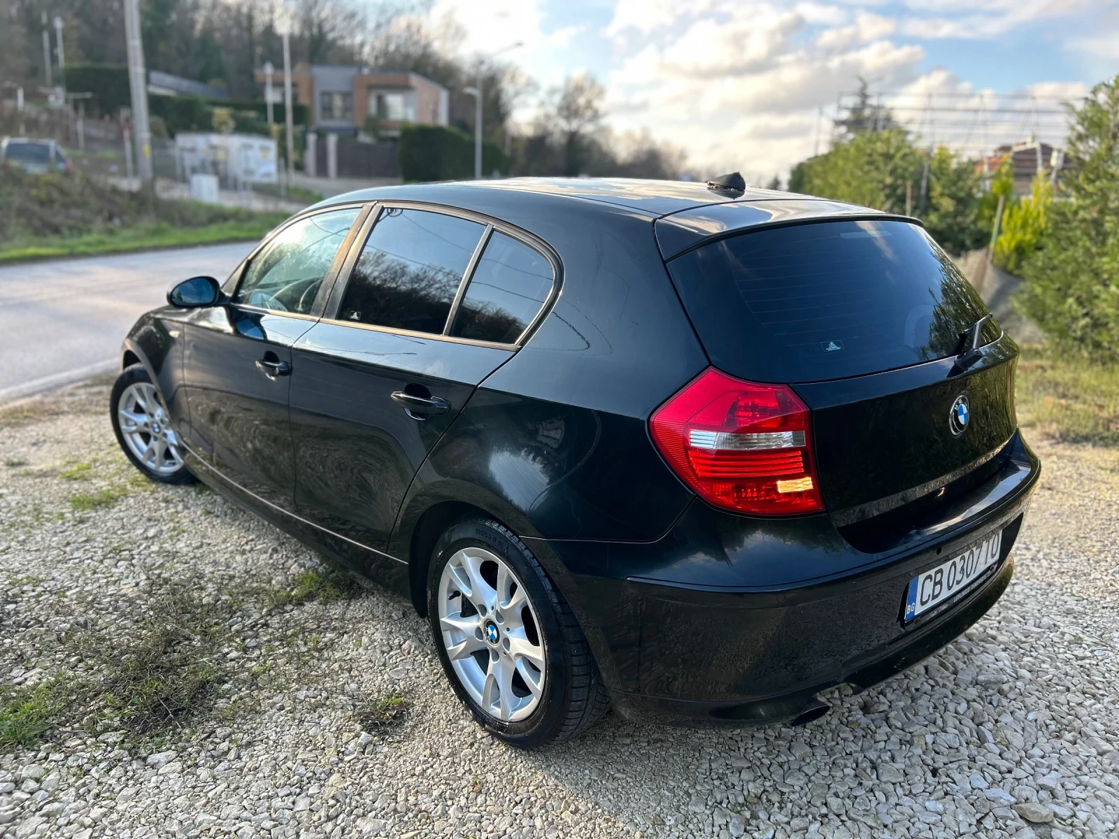 BMW 120 2.0 - изображение 3