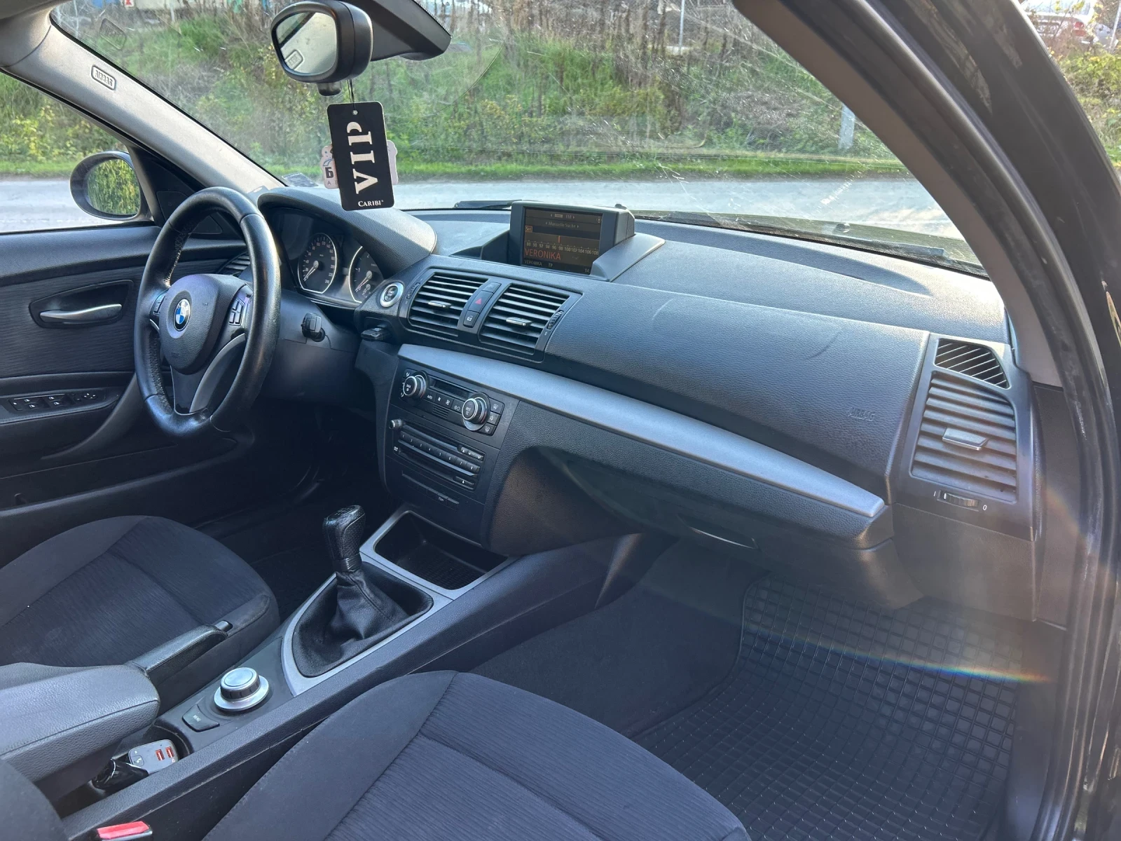 BMW 120 2.0 - изображение 8