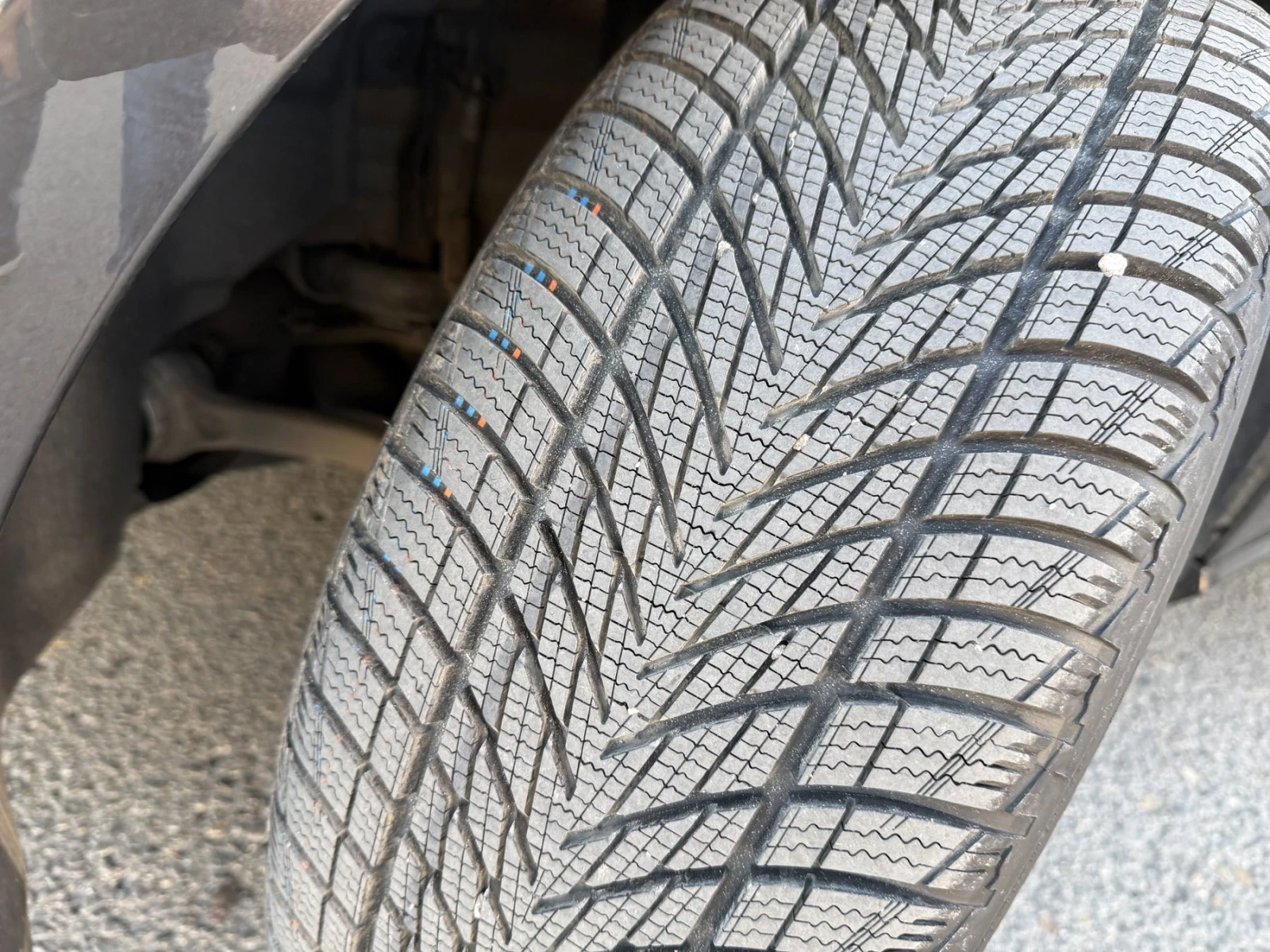 Mercedes-Benz E 220 AVANGARD ��� ���� 2 ������ �������� | Mobile.bg � ����������� 17