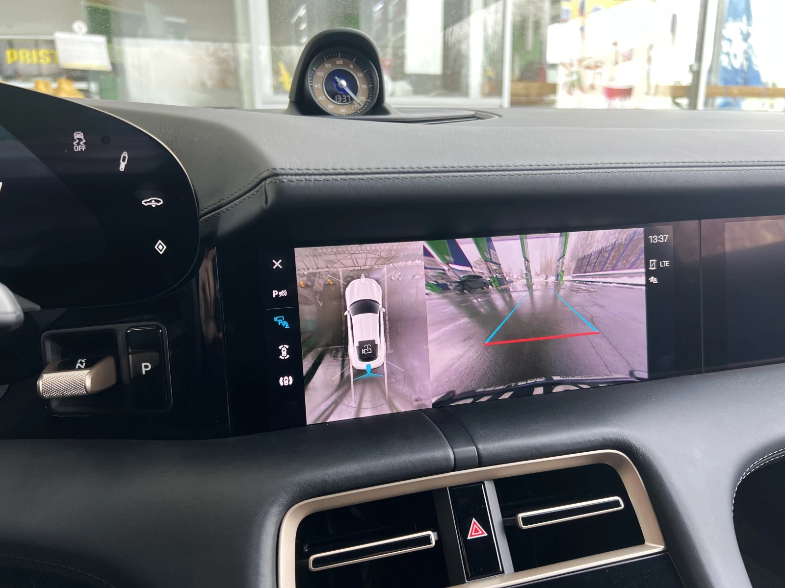 Porsche Taycan TURBO S/CERAMIC/CARBON DESIGN/SPORT CH/BOSE/MATRIX | Mobile.bg � ����������� 12