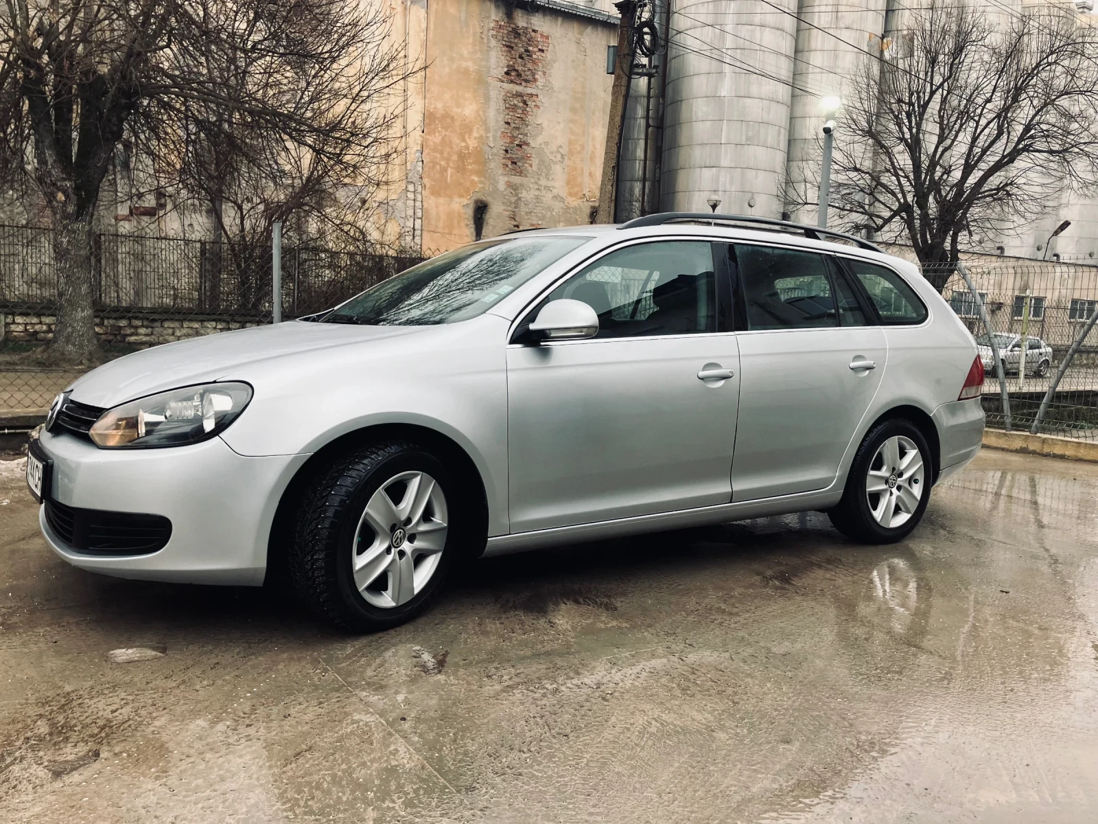 VW Golf 6 1.6 TDI - изображение 2