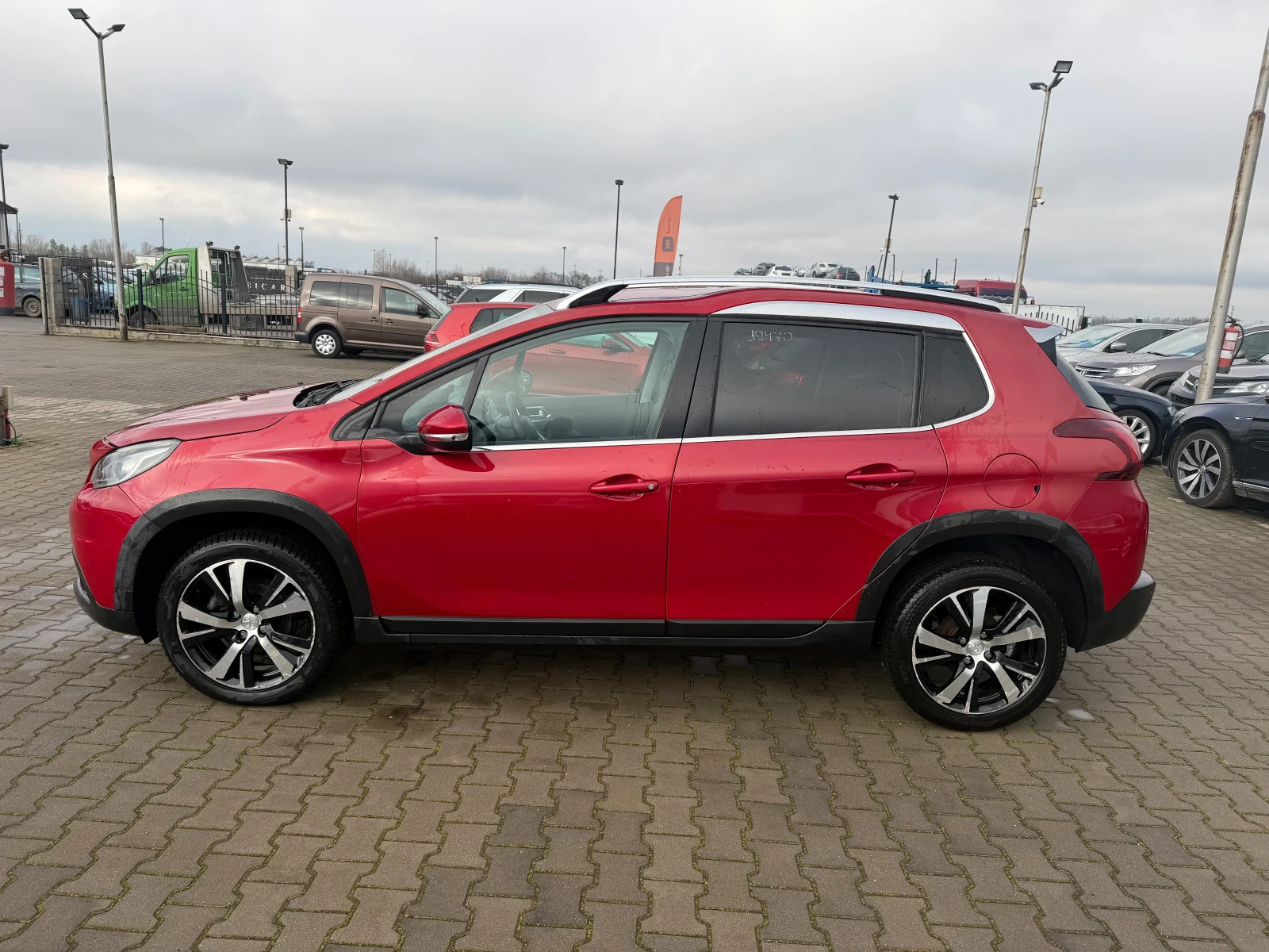Peugeot 2008 1.6HDI Allure NAVI/KAMERA/KOJA EURO 6 - изображение 9