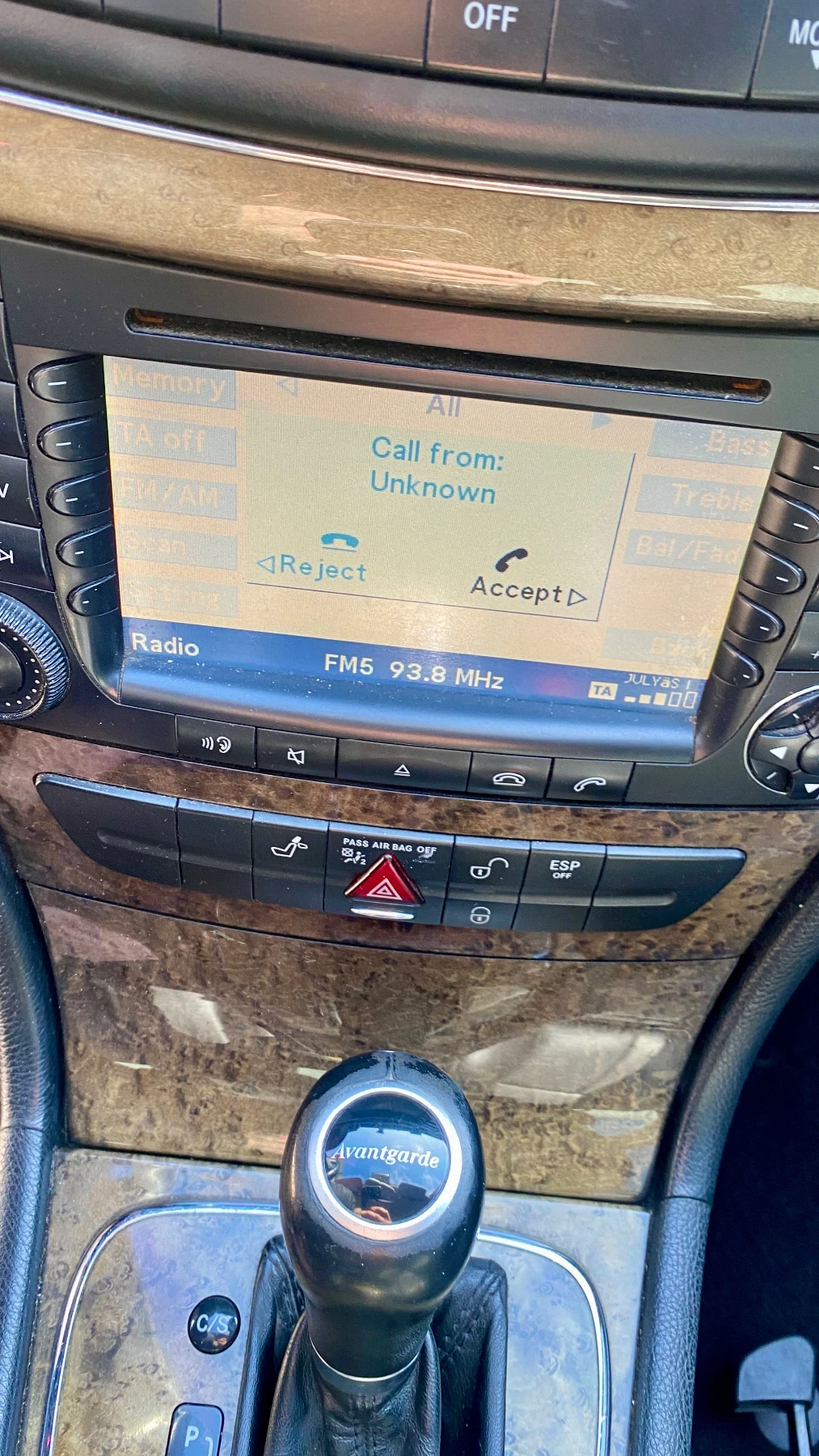 Mercedes-Benz E 320 EVO. FACELIFT. Напълно обслужен, подържан автомоби, снимка 14 - Автомобили и джипове - 53841808