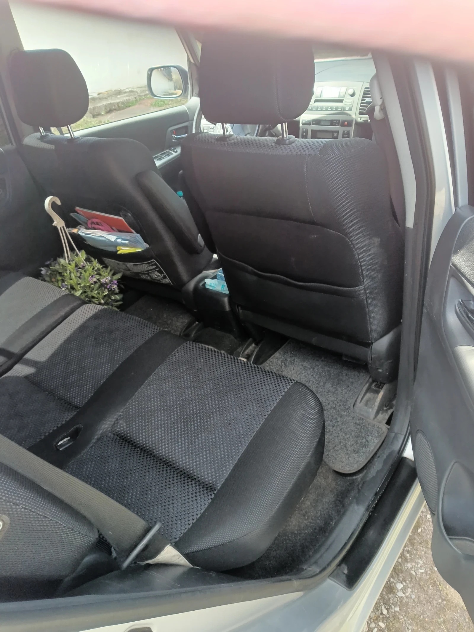 Toyota Corolla verso, снимка 5 - Автомобили и джипове - 53924879