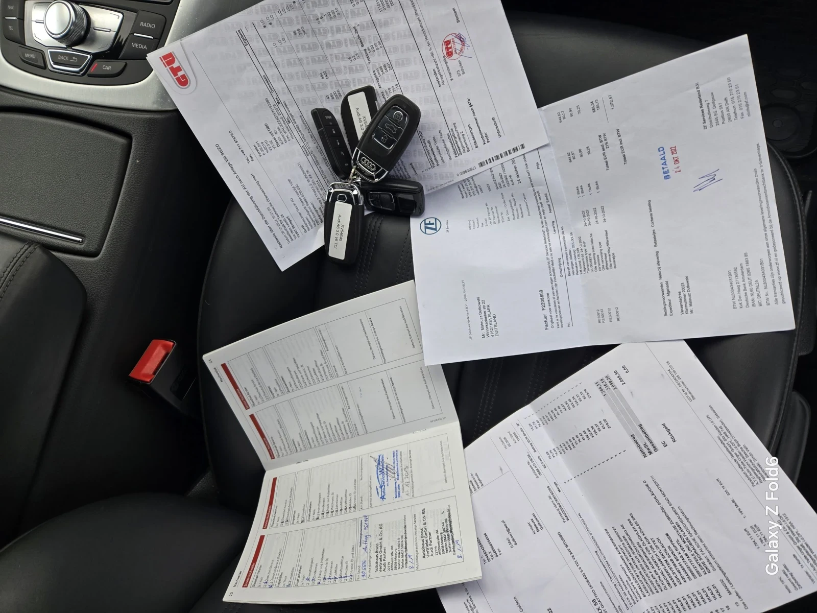 Audi A6 ОБСЛУЖЕНА!Full LED, 3xS-Line, BOSE, печка, история, снимка 16 - Автомобили и джипове - 53998751