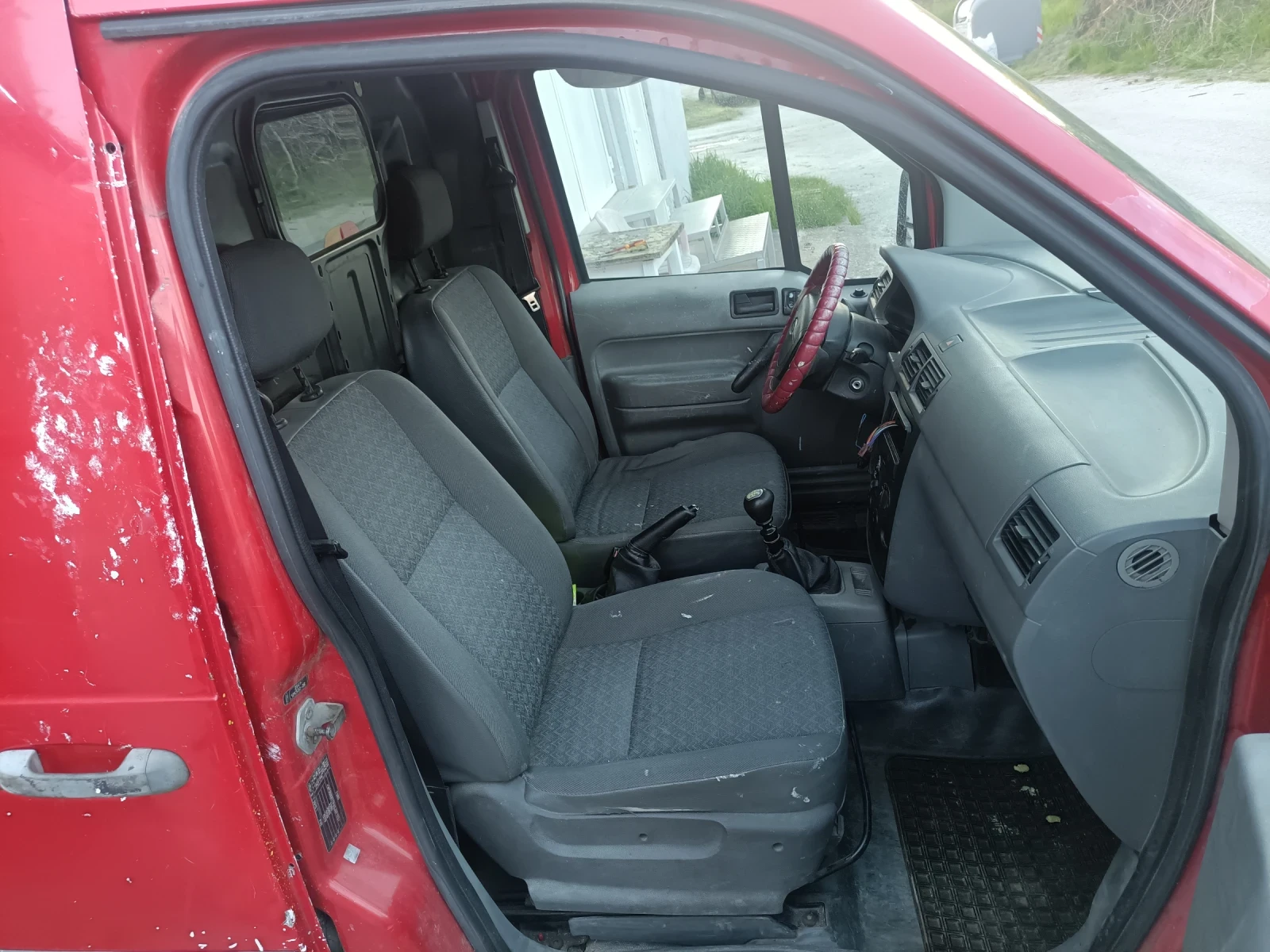 Ford Connect 1.8 TDI, снимка 6 - Автомобили и джипове - 54313700