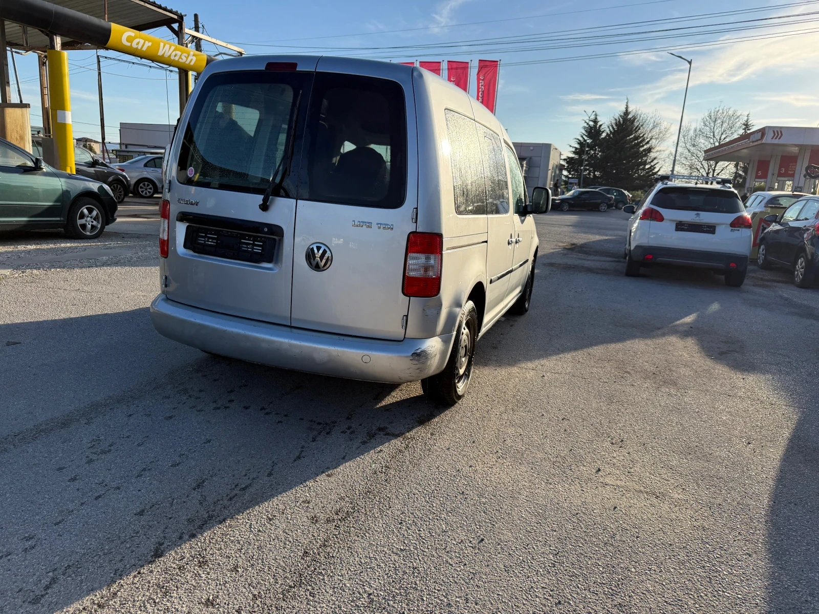 VW Caddy 1.9TDI, снимка 4 - Автомобили и джипове - 54318056