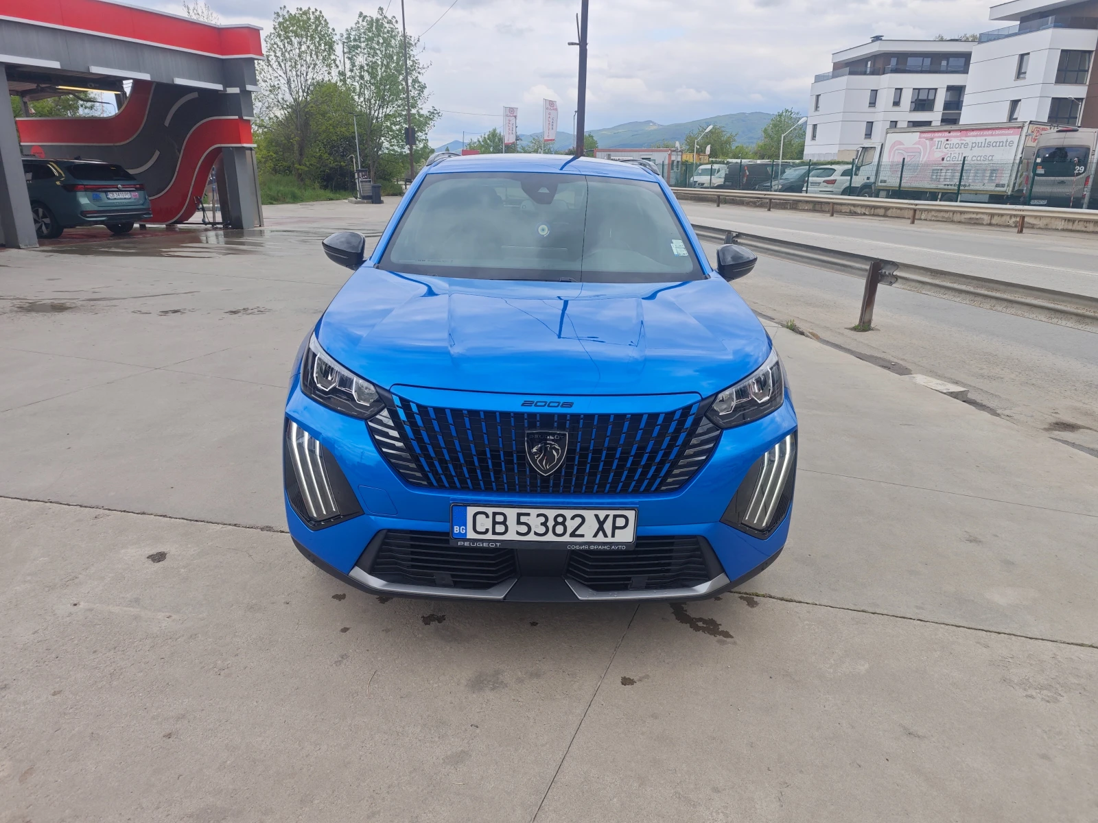 Peugeot 2008 ALLURE 1.2 ГАРАНЦИЯ до 10.2028, снимка 2 - Автомобили и джипове - 54382158