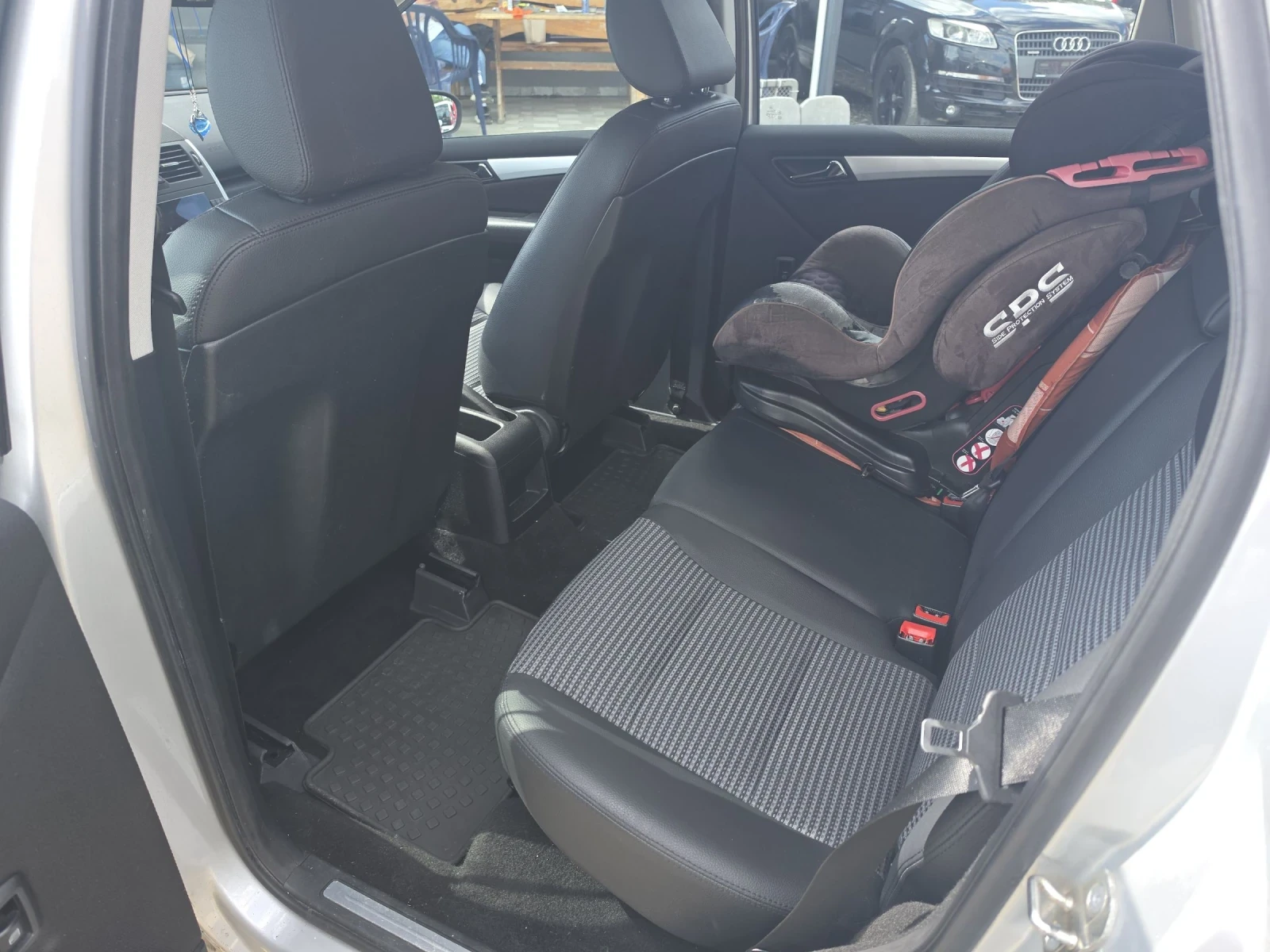 Mercedes-Benz A 180 2.0cdi automatik, снимка 8 - Автомобили и джипове - 54661688