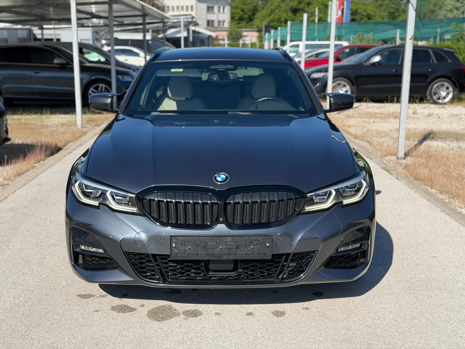 BMW 320 XDrive 2.0d M-sport paket Швейцария, снимка 3 - Автомобили и джипове - 54717831