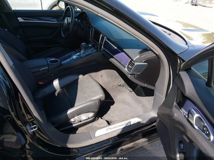Porsche Panamera AWD* 3.6* ОБДУХВАНЕ* ПОДГРЕВ* КАМЕРА* , снимка 9 - Автомобили и джипове - 54754834