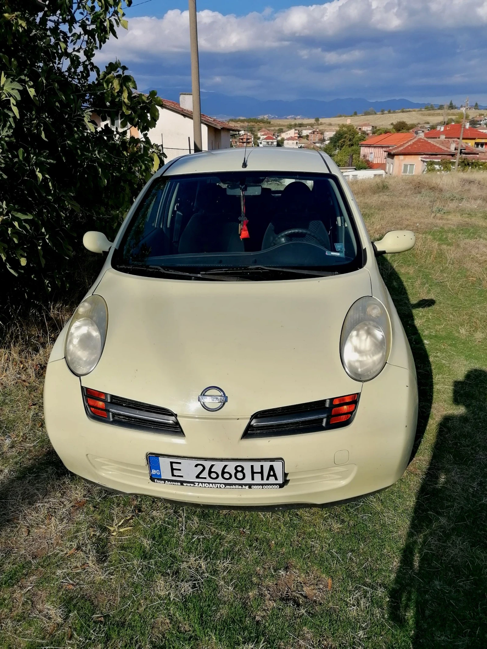 Nissan Micra
