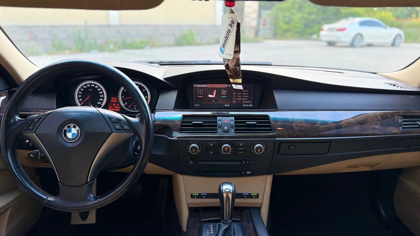 BMW 545, снимка 7 - Автомобили и джипове - 55178947
