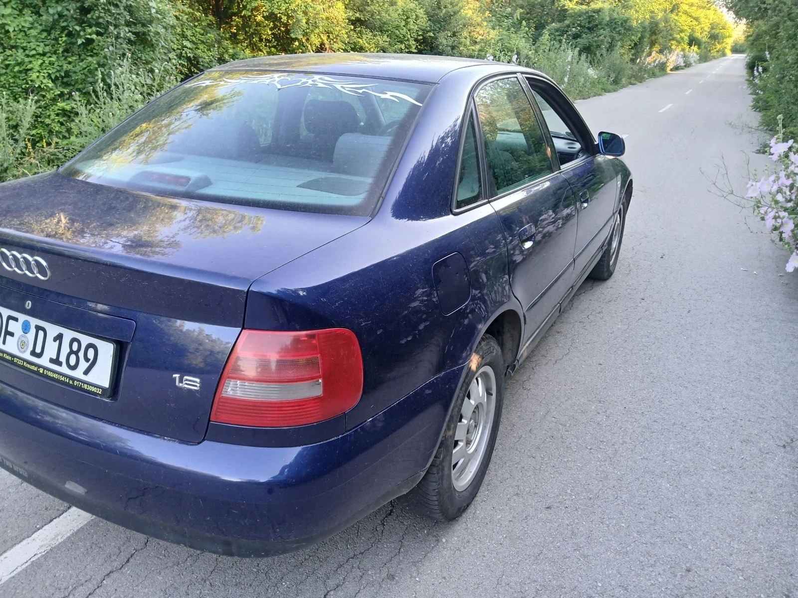 Audi A4 1, 6i, снимка 6 - Автомобили и джипове - 55304782