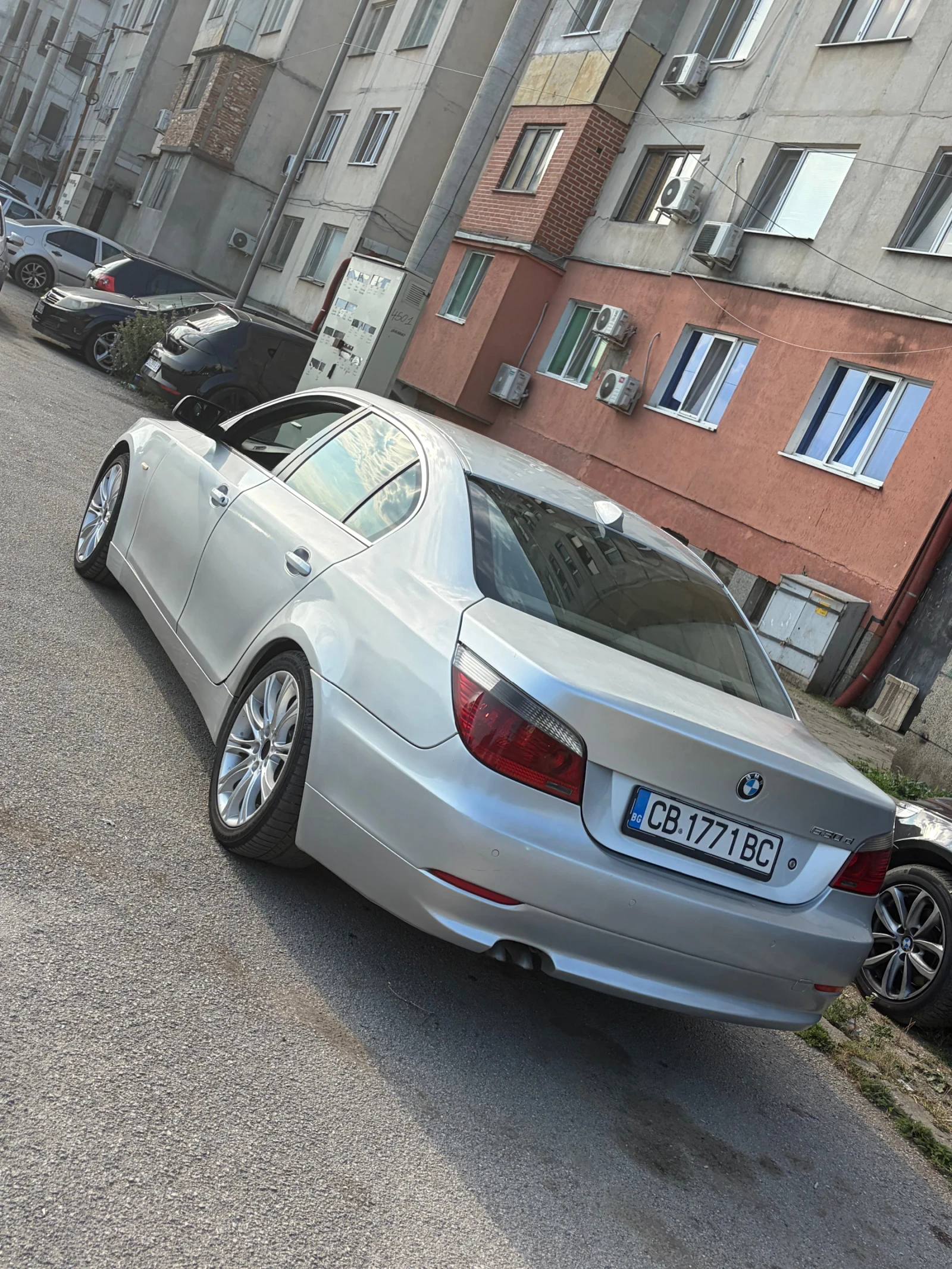 BMW 530, снимка 4 - Автомобили и джипове - 55320186