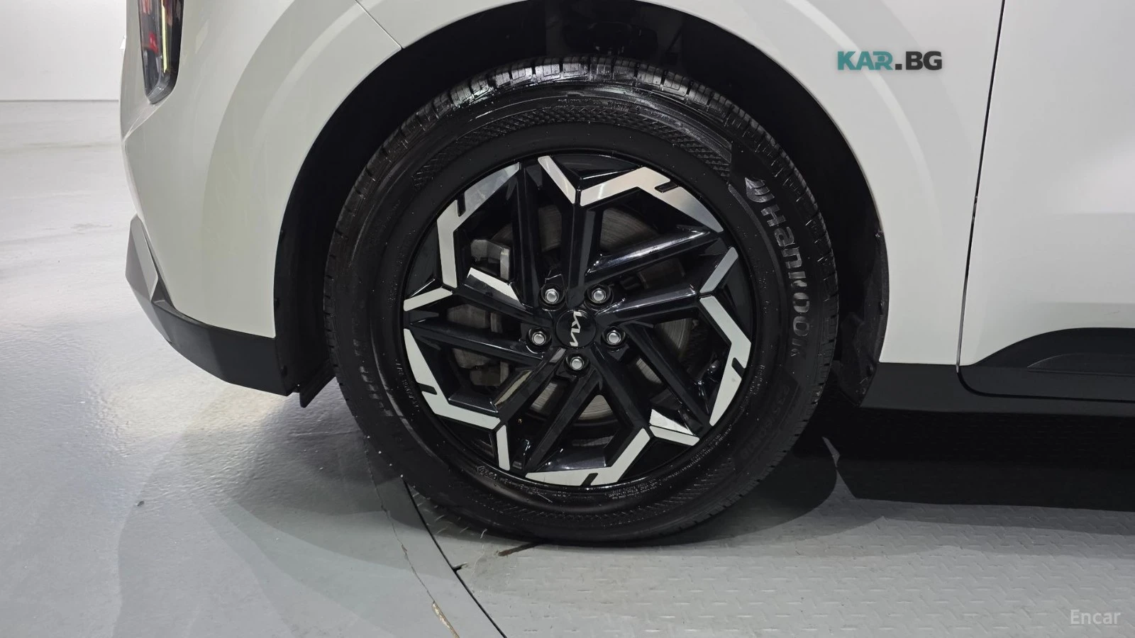 Kia Carnival Prestige* ПОДГРЕВ* ОБДУХВАНЕ* ДИСТРОНИК* КАМЕРА* , снимка 16 - Автомобили и джипове - 55393657