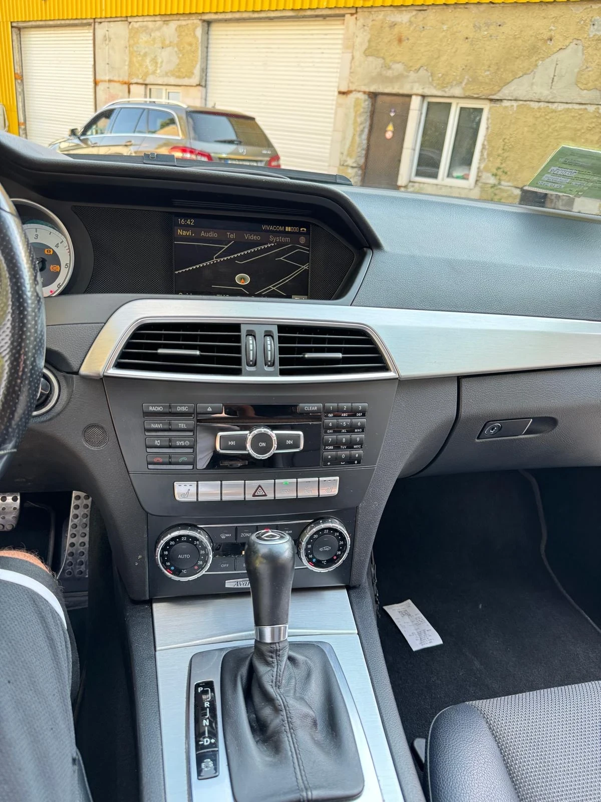Mercedes-Benz C 220 AVANGARD/PECHKA, снимка 9 - Автомобили и джипове - 55533427