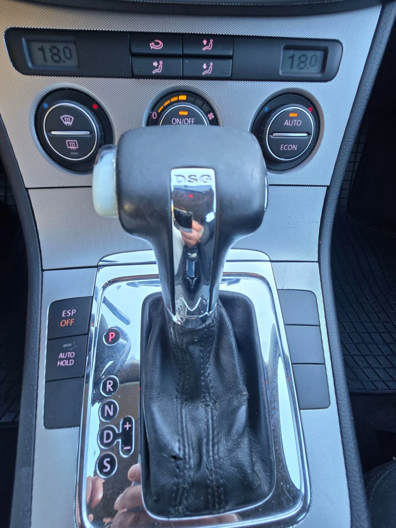 VW Passat 2.0тди 140к.с. 2007г., снимка 15 - Автомобили и джипове - 55682515
