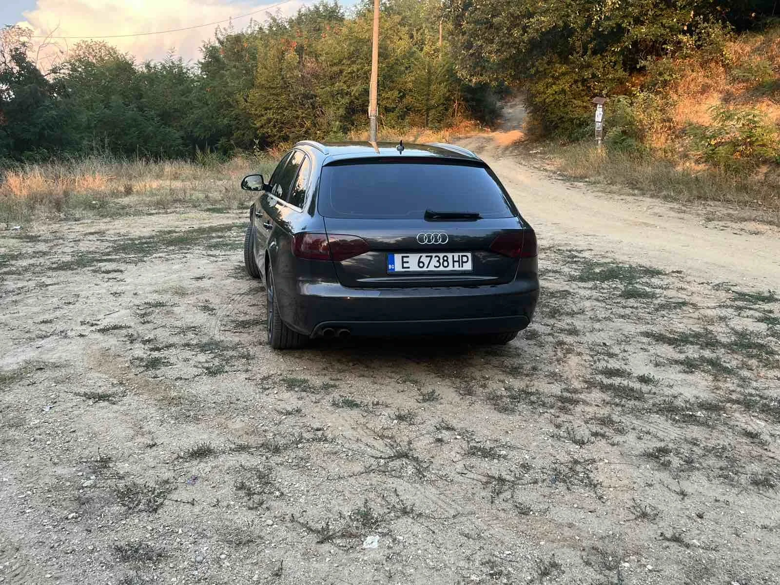 Audi A4, снимка 4 - Автомобили и джипове - 55710109