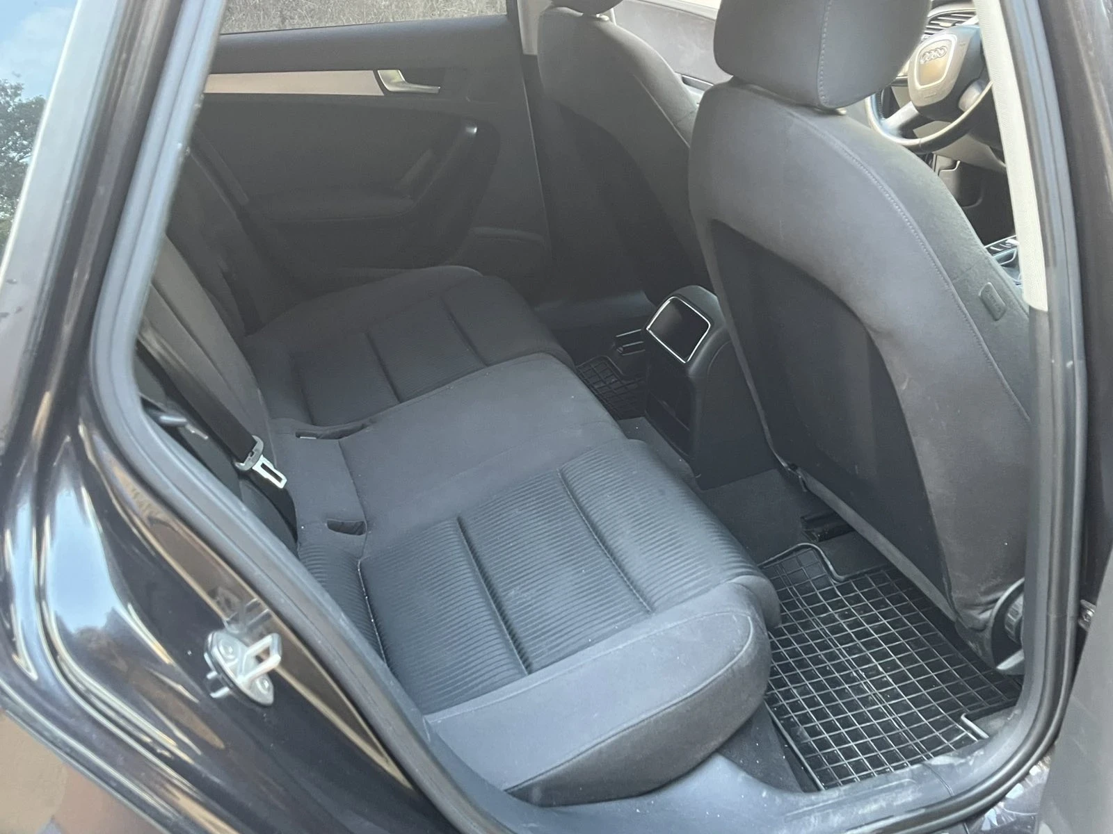 Audi A4, снимка 6 - Автомобили и джипове - 55710109