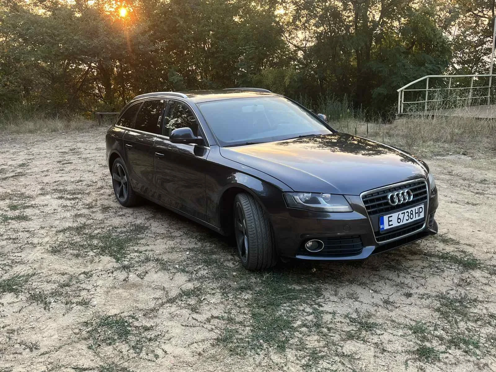Audi A4, снимка 2 - Автомобили и джипове - 55710109