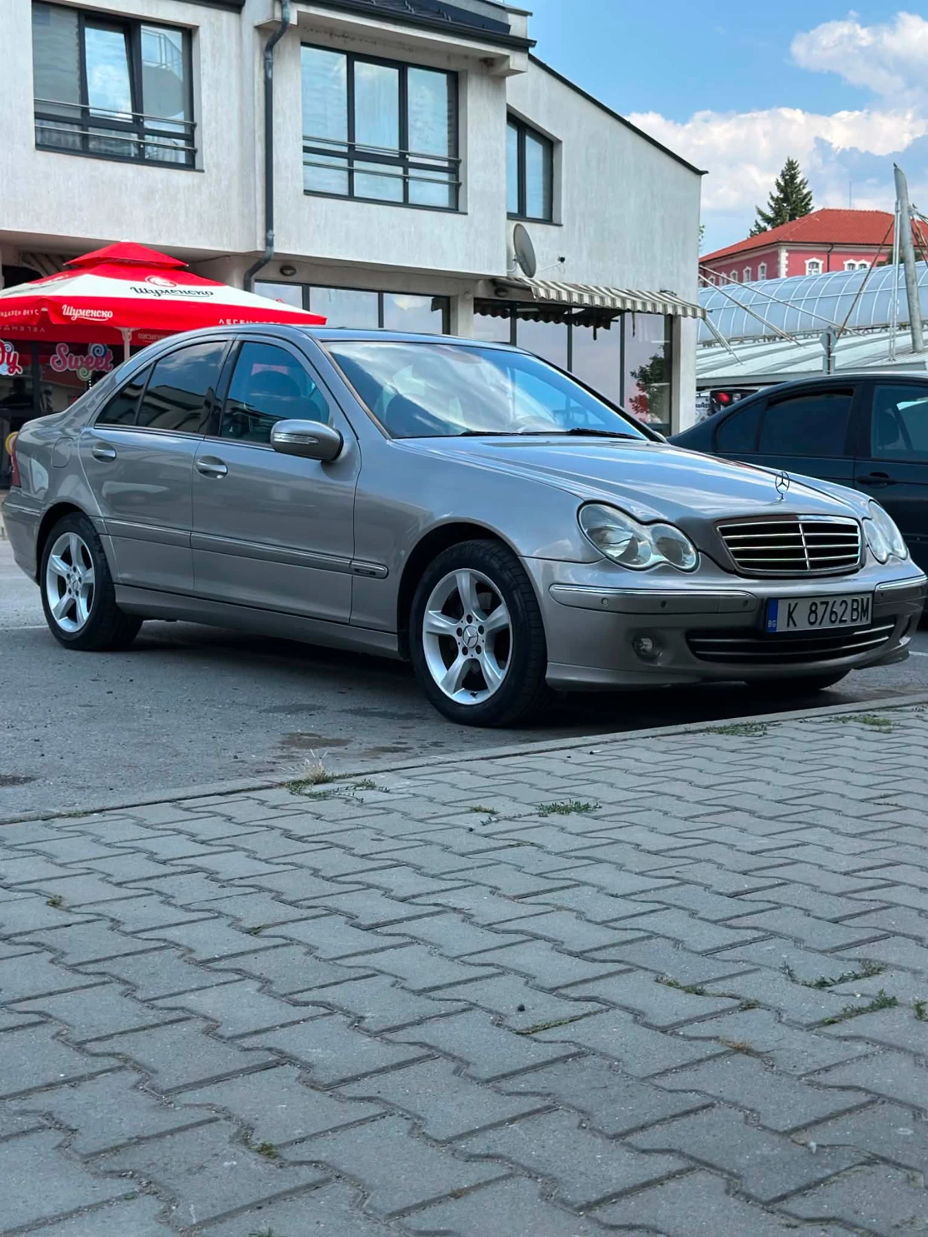Mercedes-Benz C 220, снимка 2 - Автомобили и джипове - 55787330