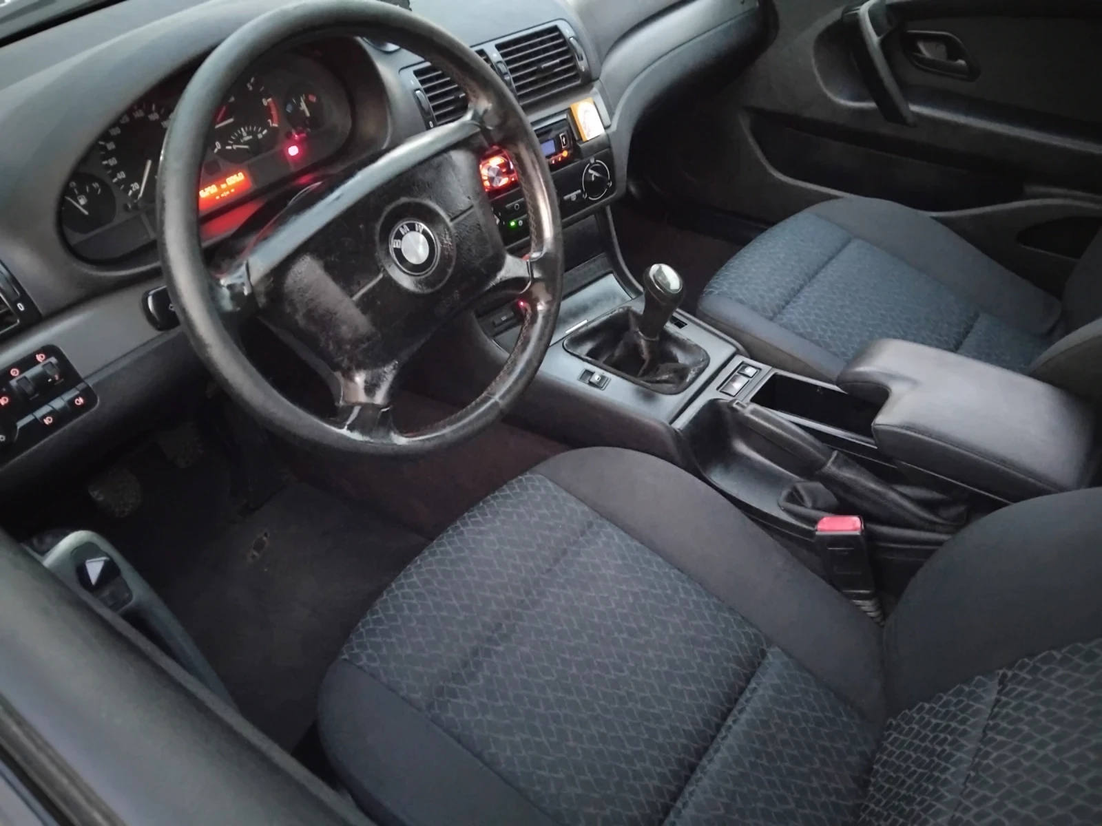 BMW 316 1.6//GAZ//KLIMA , снимка 6 - Автомобили и джипове - 55853209