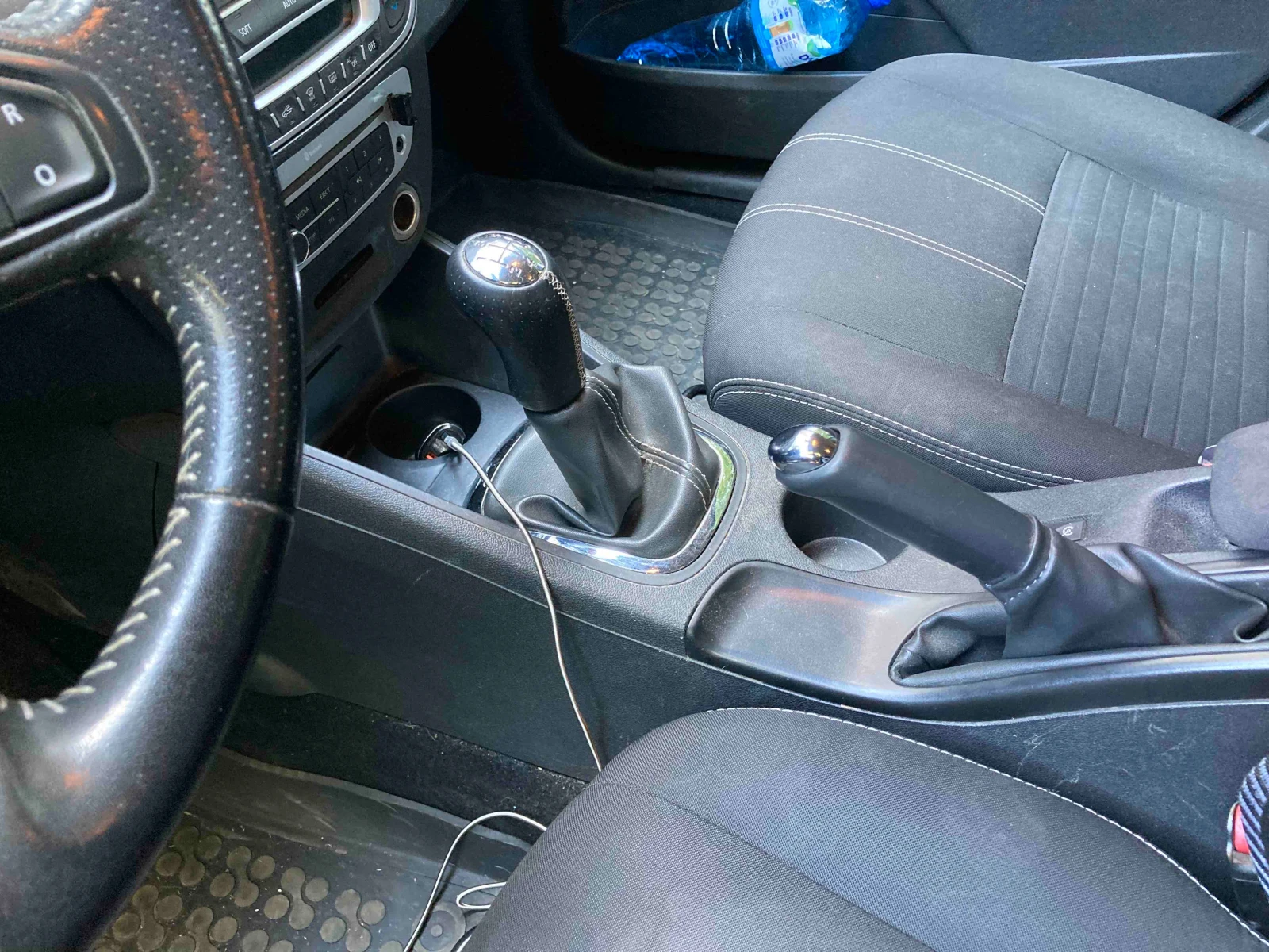 Renault Fluence 1.6 Такси, снимка 6 - Автомобили и джипове - 56103036