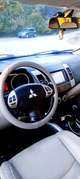 Mitsubishi Outlander 2.4 ръчна/газ/4х4, снимка 5