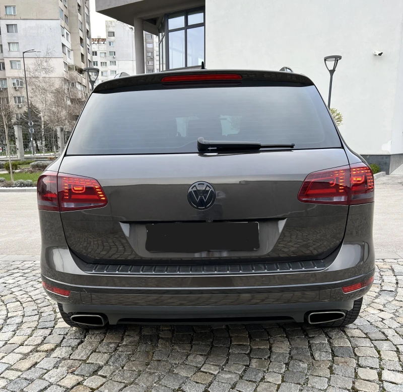 VW Touareg V8 TDI Exclusive N1, снимка 14 - Автомобили и джипове - 47453524