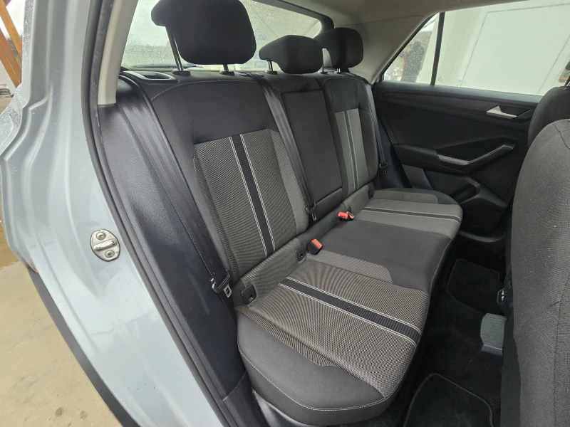 VW T-Roc 2.0TDI 150к.с STYLE DSG DIGITAL , снимка 14 - Автомобили и джипове - 52671745