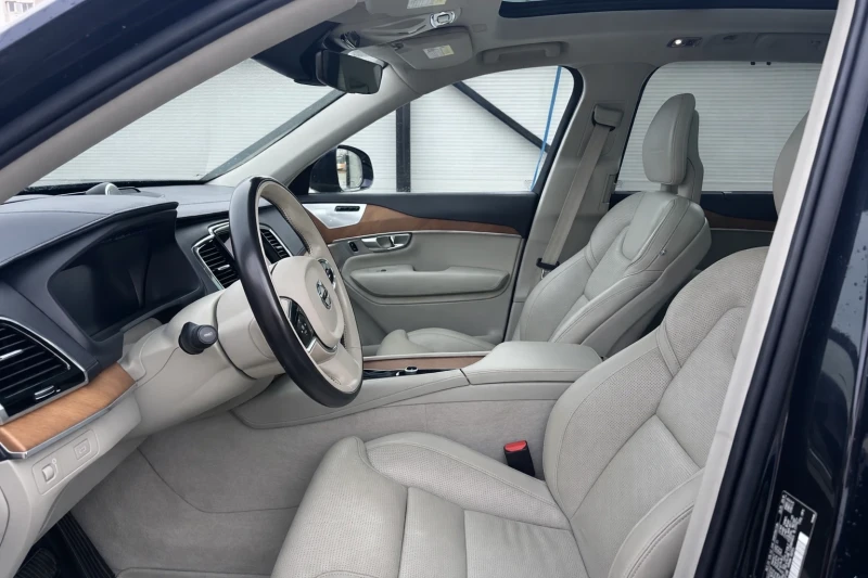 Volvo Xc90, снимка 3 - Автомобили и джипове - 53283665