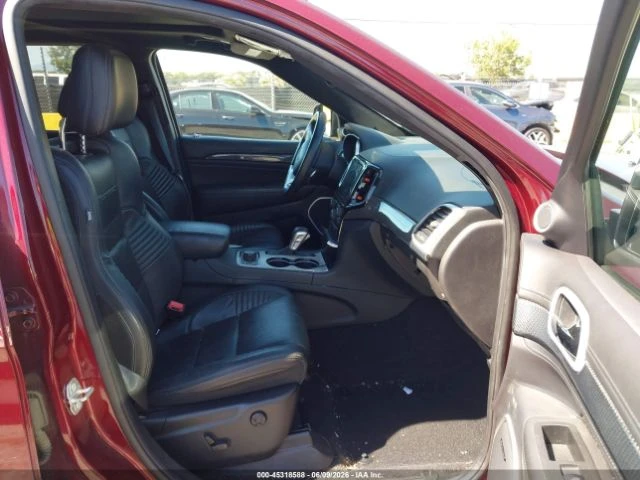 Jeep Grand cherokee TRACKHAWK* AWD* HARMAN KARDON* ПОДГРЕВ* ОБДУХВАНЕ*, снимка 5 - Автомобили и джипове - 55435709