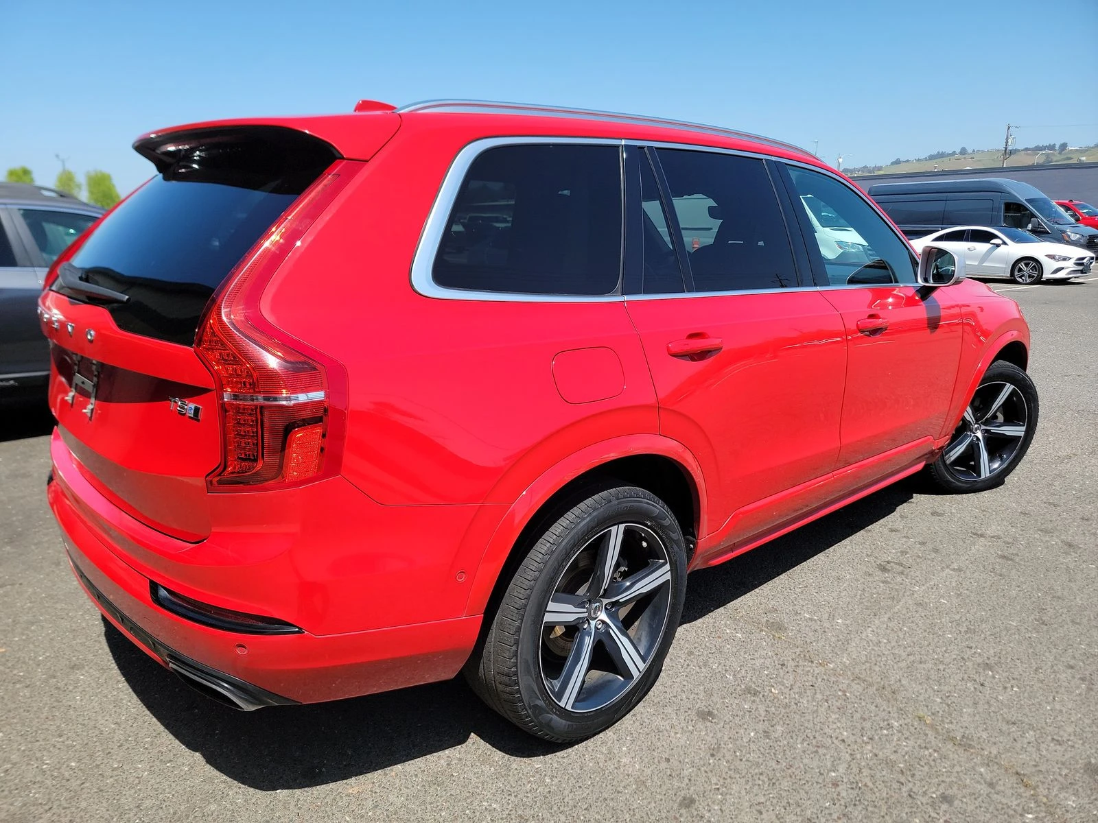 Volvo Xc90 T5 R-Design/ПОДГРЕВ/ОБДУХВАНЕ/КАМЕРА/ПАНОРАМА - изображение 5