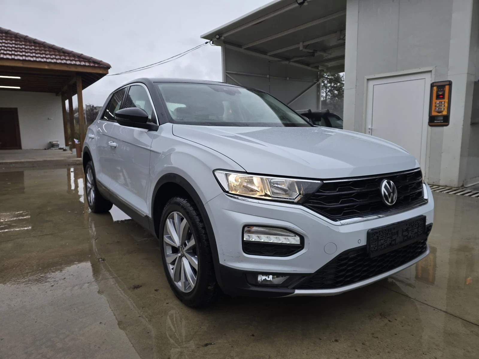 VW T-Roc 2.0TDI 150к.с STYLE DSG DIGITAL  - изображение 2