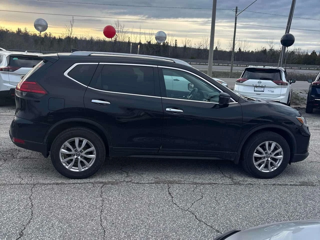 Nissan Rogue * AWD 4dr * ПОДГРЕВ* KEYLESS* , снимка 3 - Автомобили и джипове - 54366724