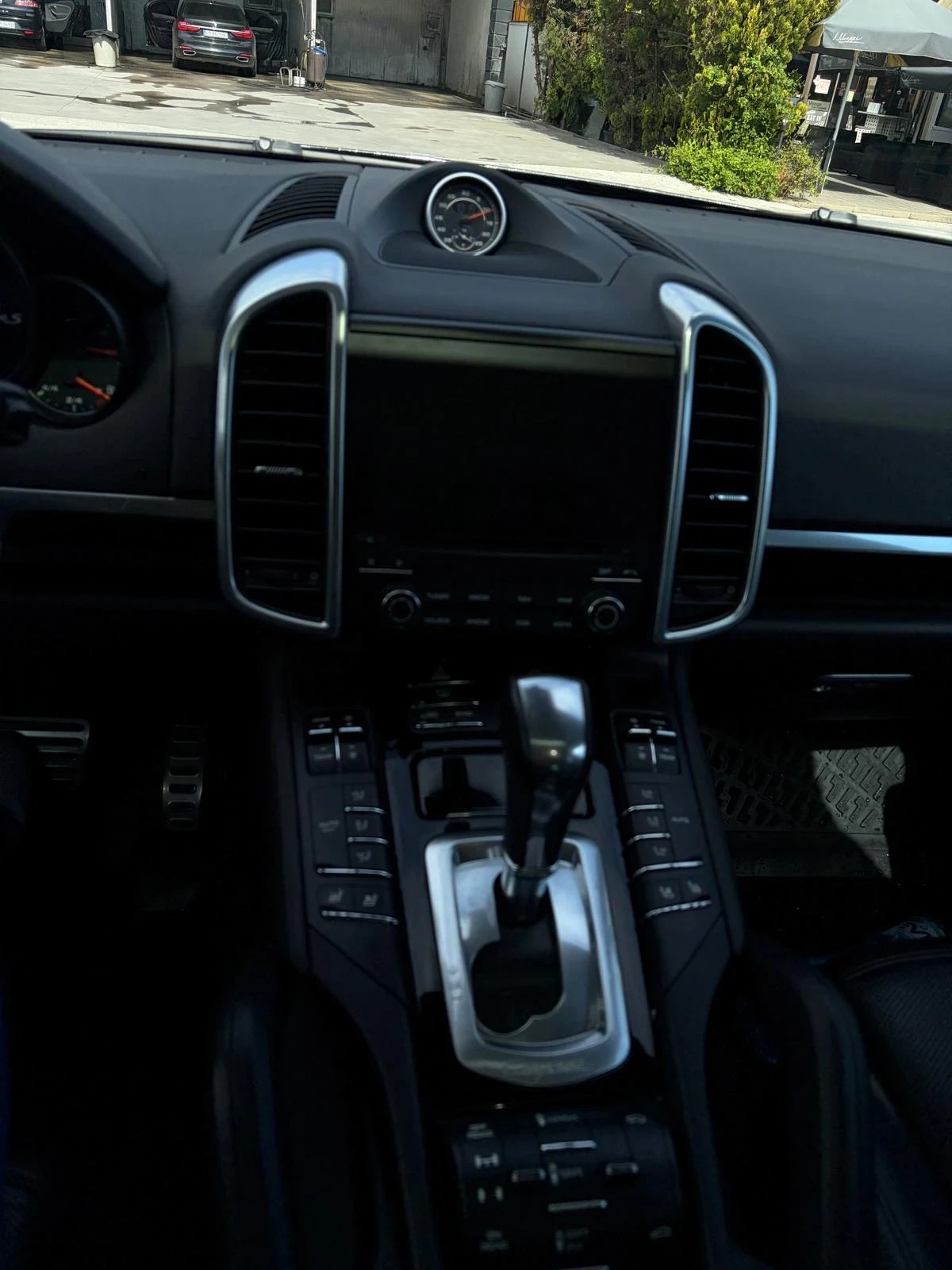 Porsche Cayenne, снимка 10 - Автомобили и джипове - 54387058