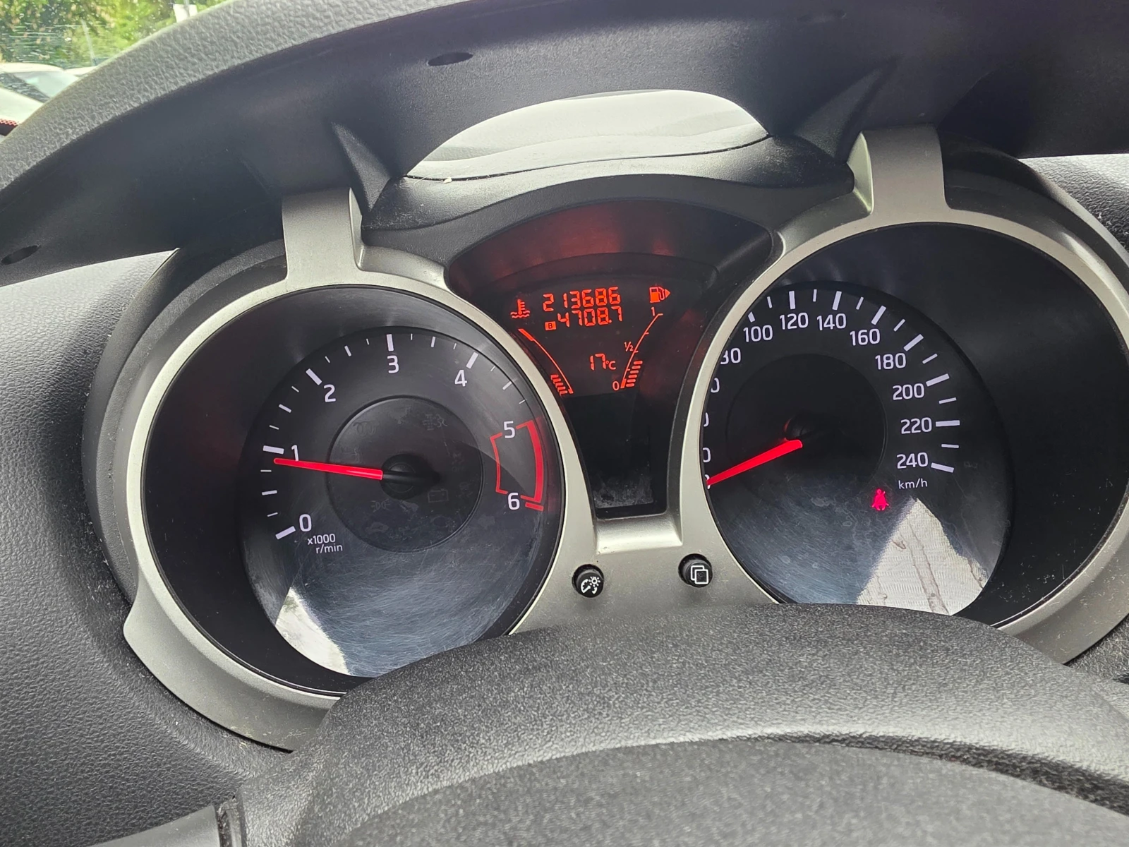 Nissan Juke 1.5 DCI, снимка 13 - Автомобили и джипове - 54470456
