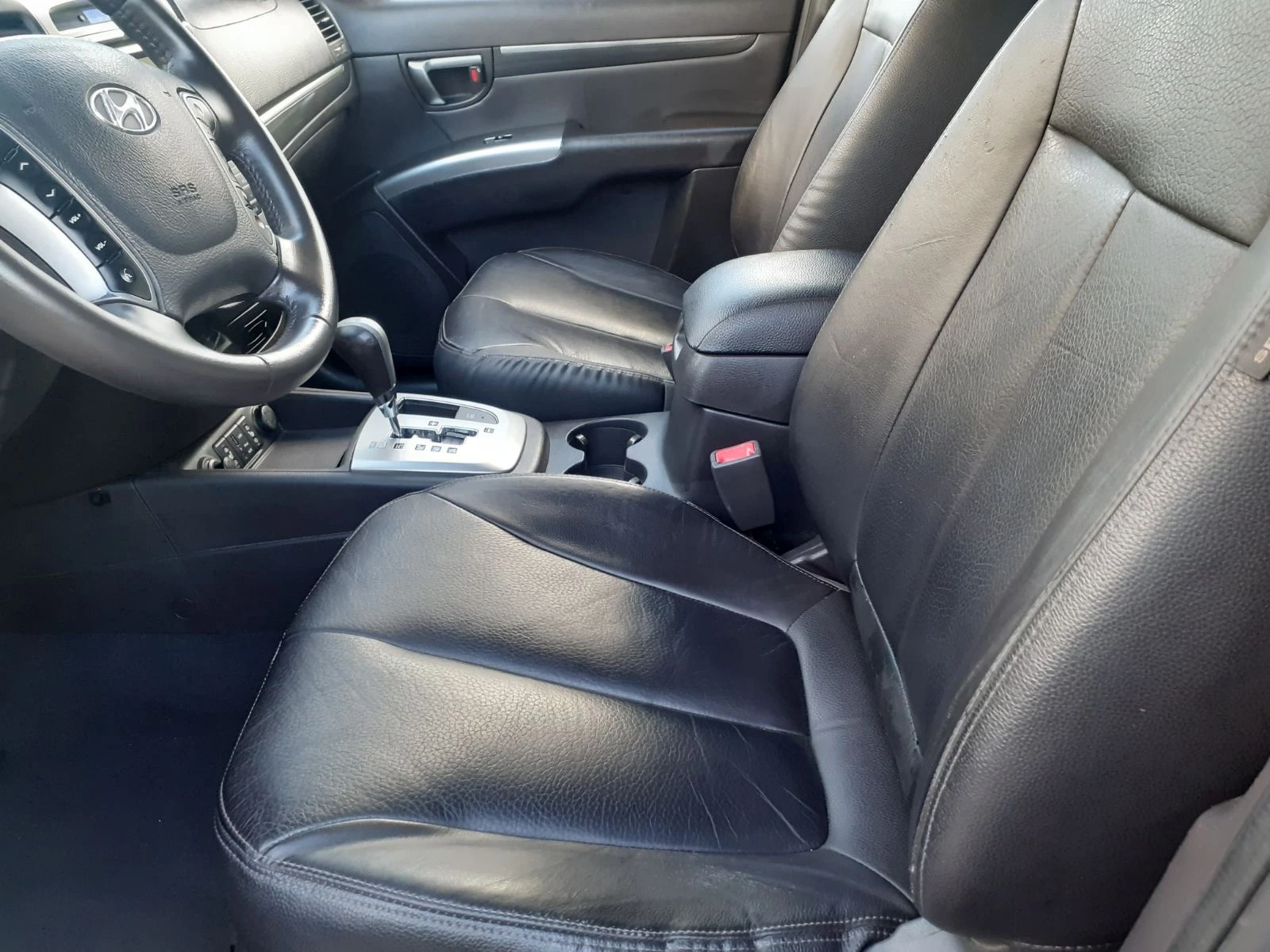 Hyundai Santa fe  2, 2 CRDI Нави Камера ke PREMIUM 7 MECTA 4x4 FULL, снимка 9 - Автомобили и джипове - 54881093