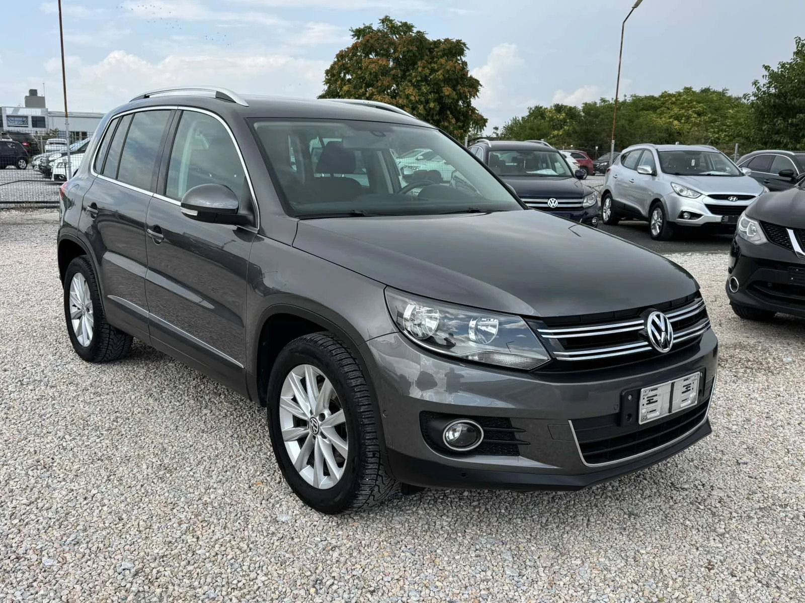 VW Tiguan 2.0TDI 4MOTION, снимка 3 - Автомобили и джипове - 55604581