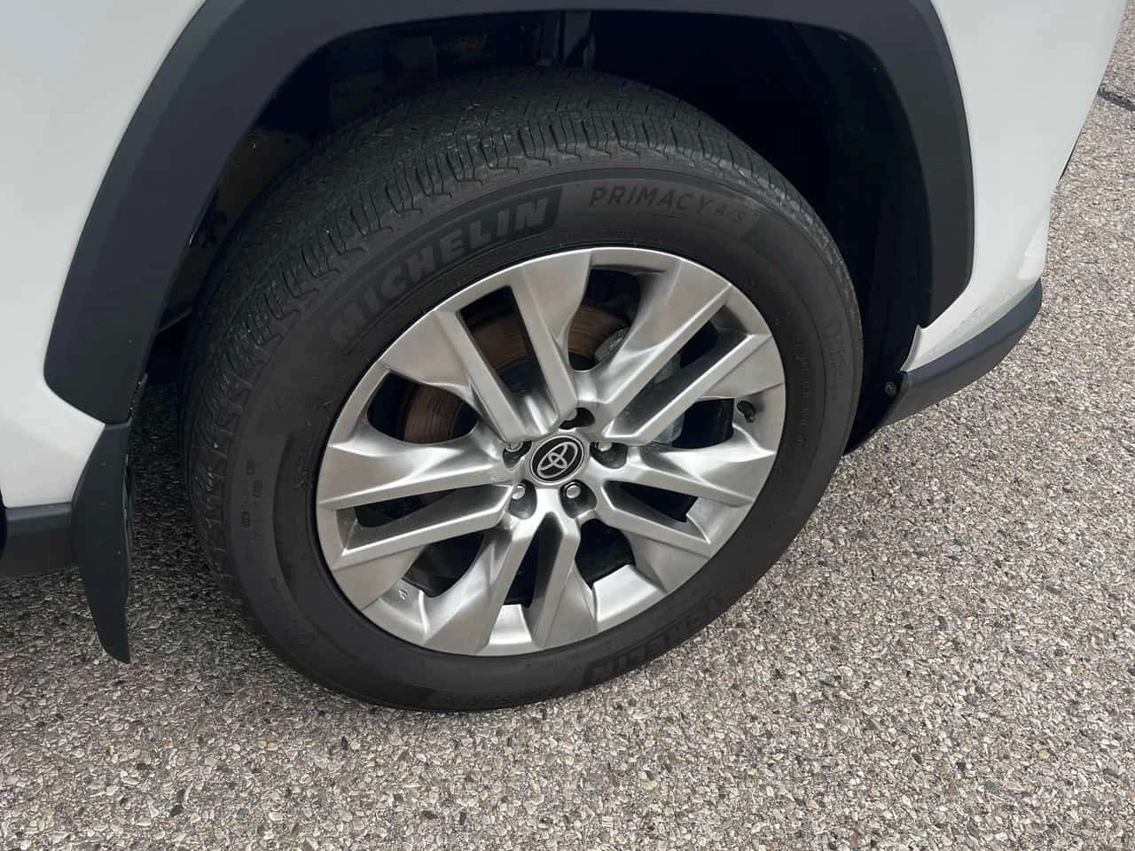 Toyota Rav4 Limited | CARFAX | OT ПРЕДСТАВИТЕЛСТВО НА TOYOTA, снимка 6 - Автомобили и джипове - 56191929