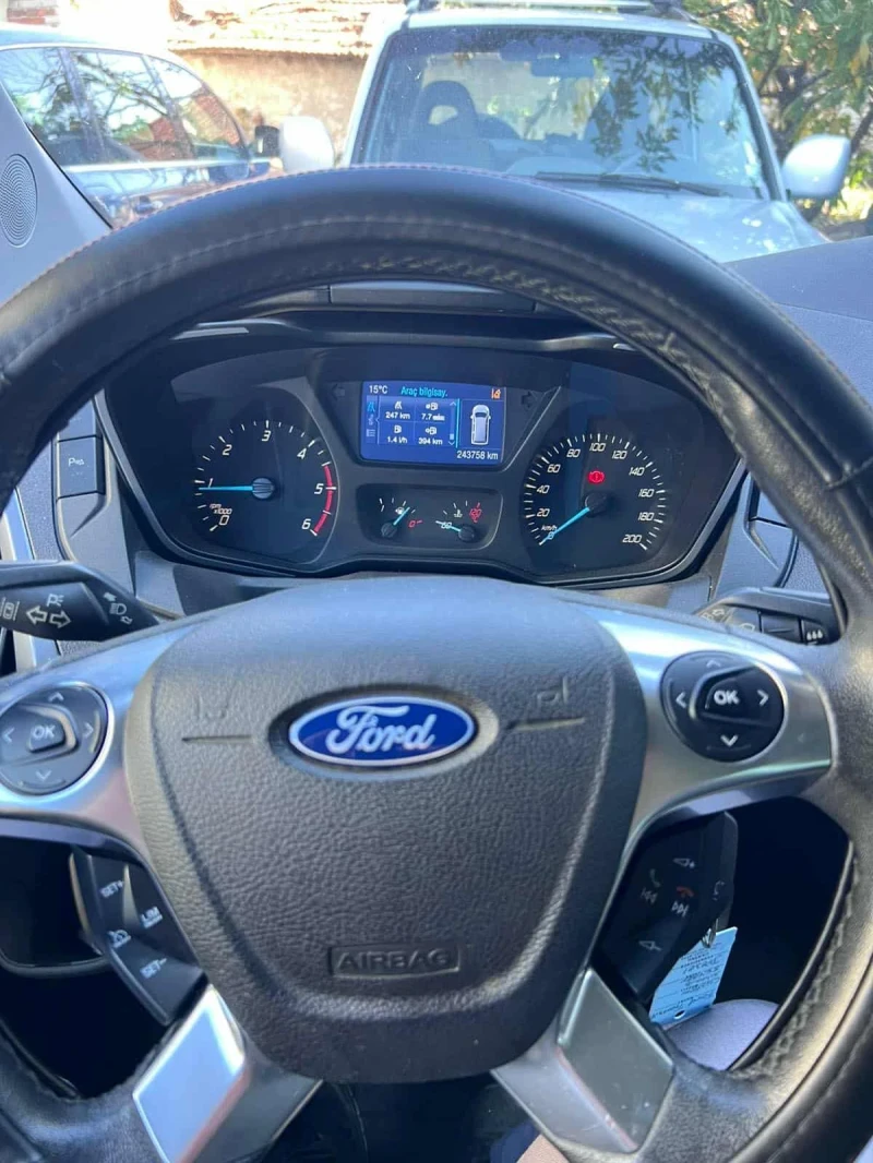 Ford Tourneo Custom 2.2 TDCi , снимка 8 - Бусове и автобуси - 52265258