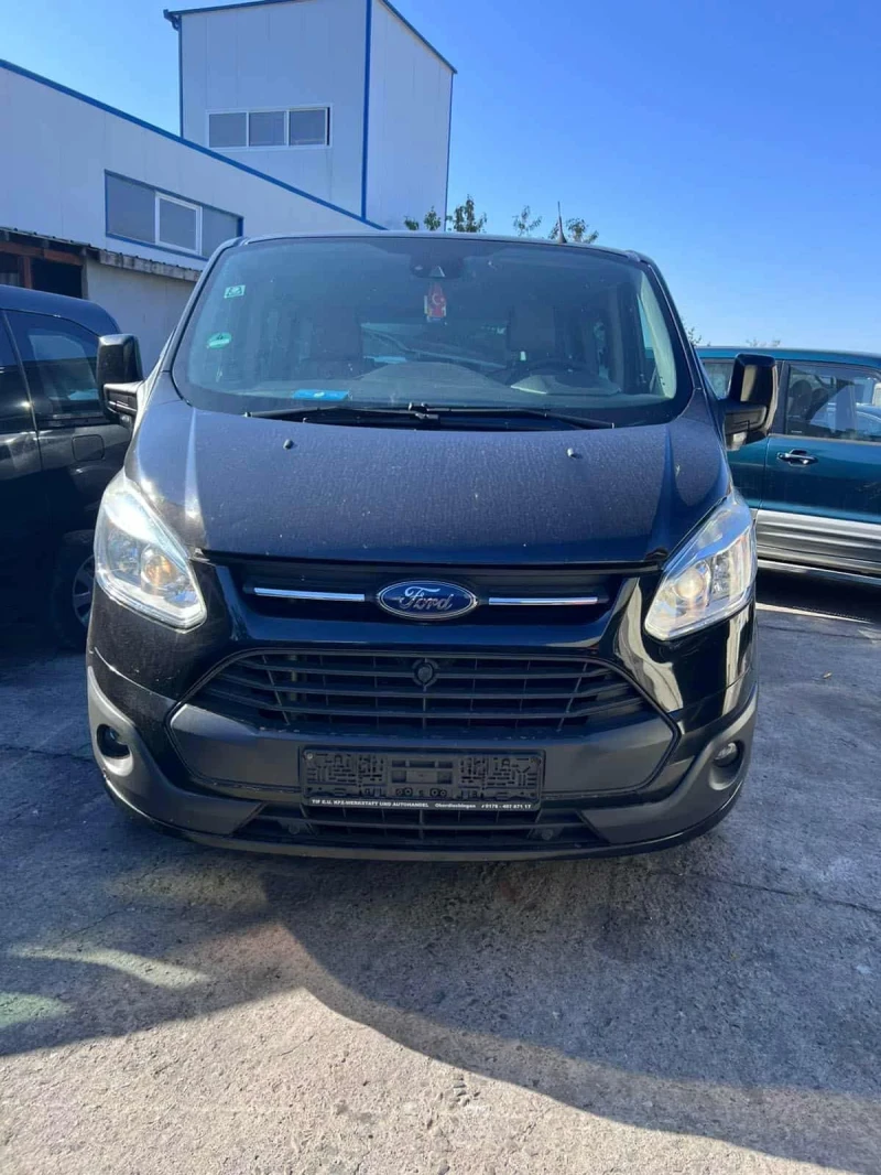 Ford Tourneo Custom 2.2 TDCi 