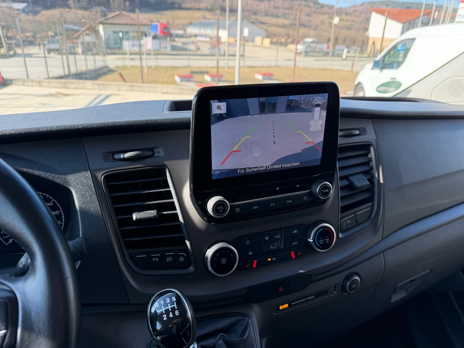 Ford Transit Custom 2.0  130кс, евро 6 - изображение 9