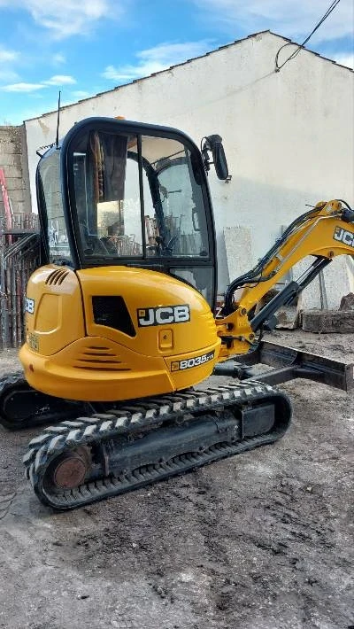Багер JCB 8035Z