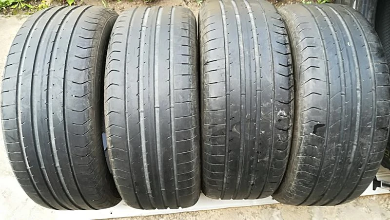 Гуми Летни 225/50R17, снимка 1 - Гуми и джанти - 25328323