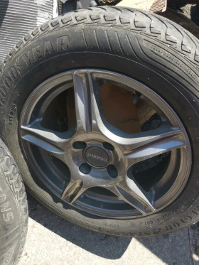 Dacia Logan 1.6 klima- 105 коня, снимка 5