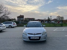 Hyundai I30 CW / 124кс / ГАЗ-БЕНЗИН, снимка 2