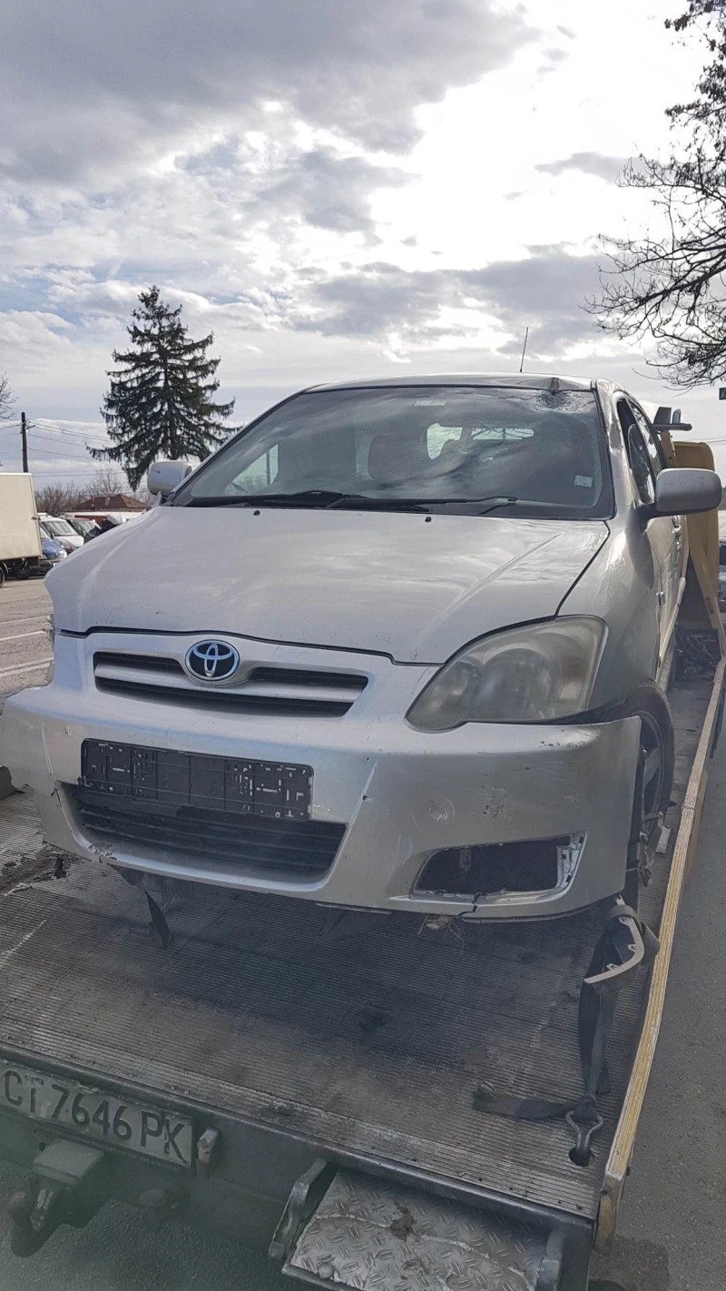 Toyota Corolla 1.4 VVTI, снимка 1 - Автомобили и джипове - 39354164